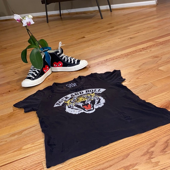 đź’–CHASERđź’–WORN A FEW TIMESđź’– ROCK AND ROLL TEE Sđź’– - Picture 1 of 9